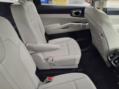 2021 Kia Sorento Hybrid S