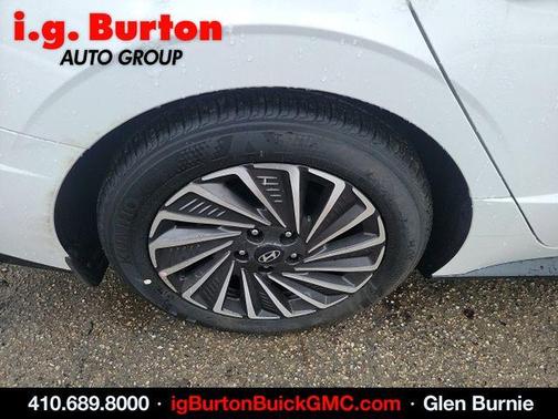 2023 Hyundai SONATA Hybrid Limited