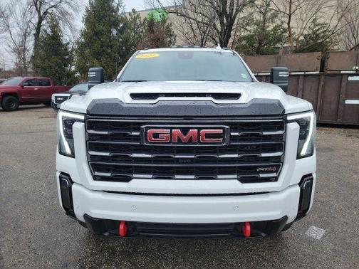 2024 GMC Sierra 2500 AT4