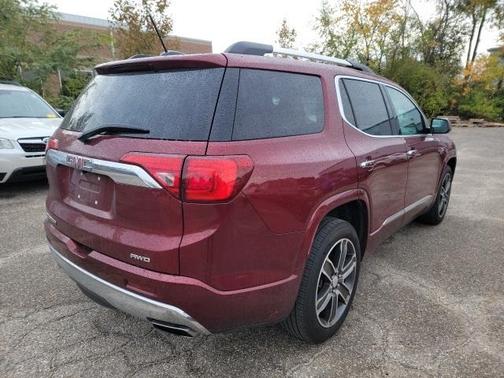 2018 GMC Acadia Denali