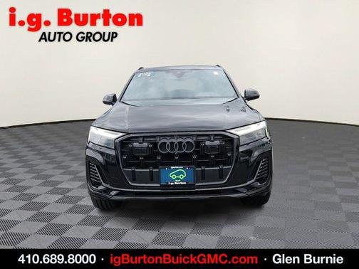 Mythos Black Metallic 2025 Audi Q7 45 Premium Plus