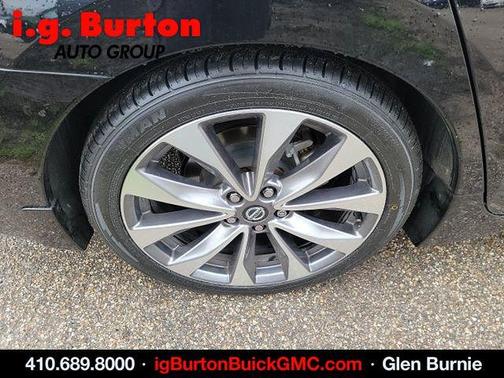 Black 2022 Nissan Maxima Platinum