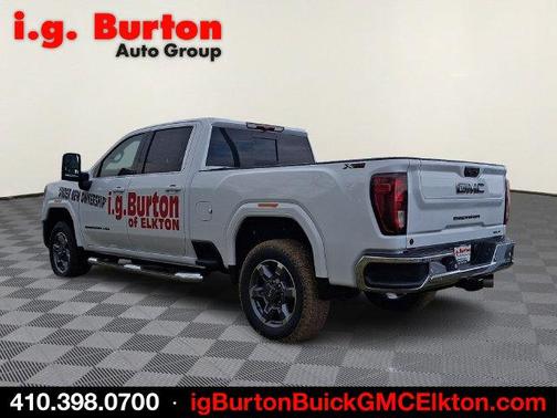 Summit White 2026 GMC Sierra 2500 SLE
