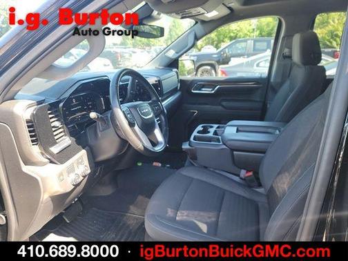 Onyx Black 2024 GMC Sierra 1500 SLE