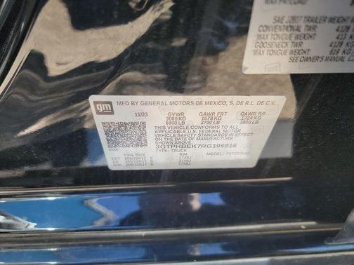 Onyx Black 2024 GMC Sierra 1500 SLE