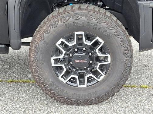 2025 GMC Sierra 2500 AT4X