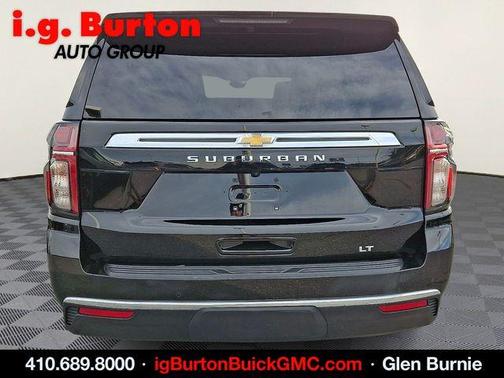 2022 Chevrolet Suburban LT