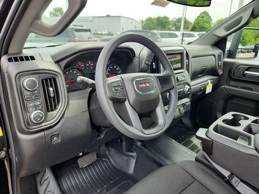Onyx Black 2026 GMC Sierra 2500 Pro
