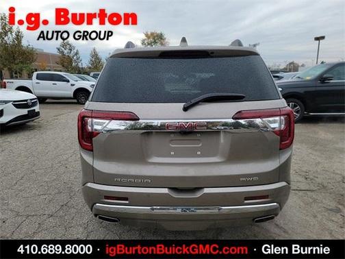 2023 GMC Acadia Denali