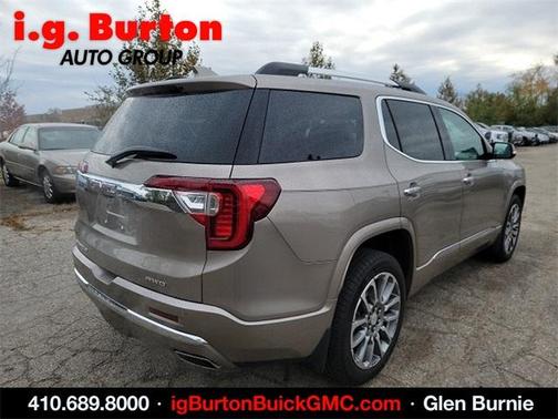 2023 GMC Acadia Denali