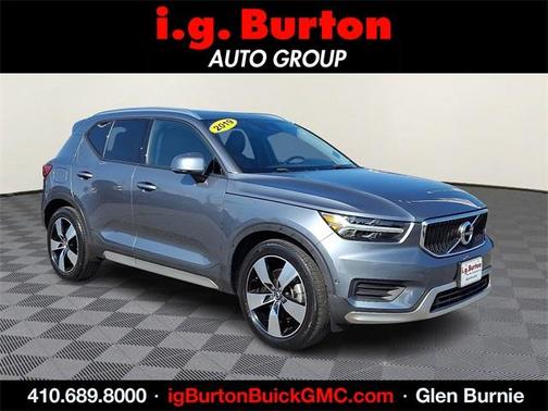 2019 Volvo XC40 T5 Momentum