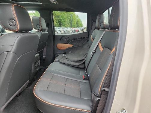Dune 2026 GMC Canyon AT4