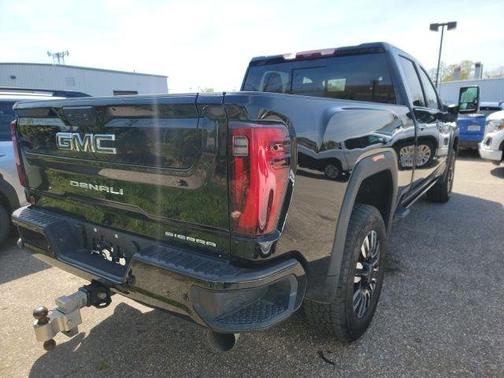 2025 GMC Sierra 2500 Denali Ultimate