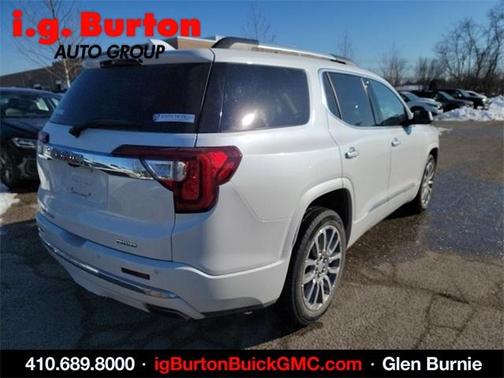 2023 GMC Acadia Denali