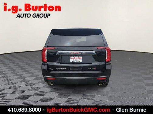 Onyx Black 2023 GMC Yukon AT4