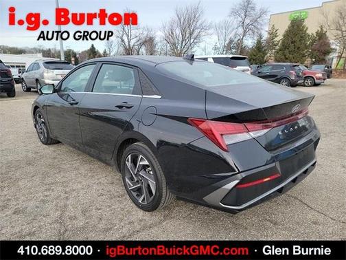 2025 Hyundai ELANTRA SEL Convenience