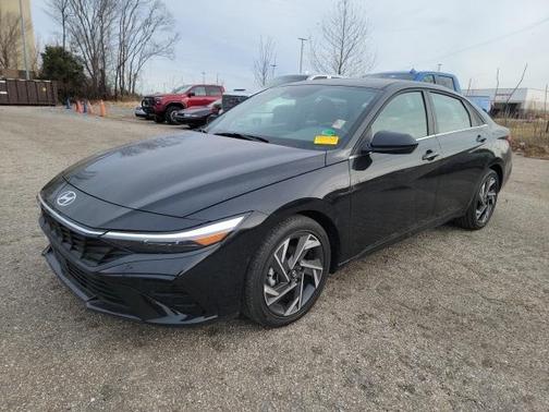 2025 Hyundai ELANTRA SEL Convenience