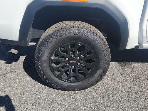 Summit White 2026 GMC Canyon Elevation