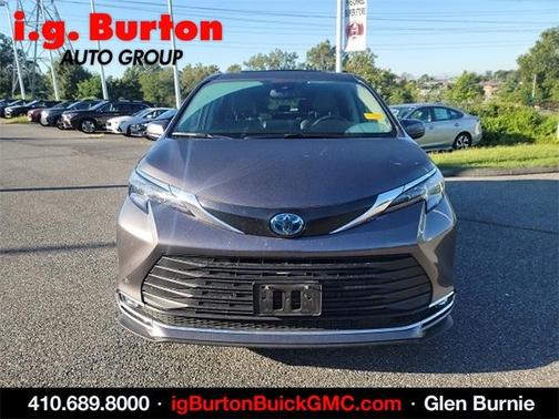 2024 Toyota Sienna XLE