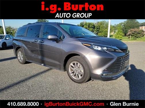 2024 Toyota Sienna XLE