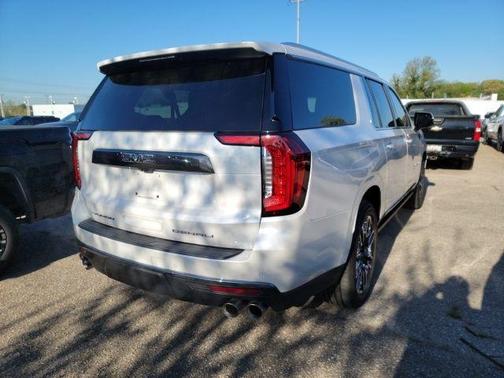 White Frost 2023 GMC Yukon XL Denali Ultimate