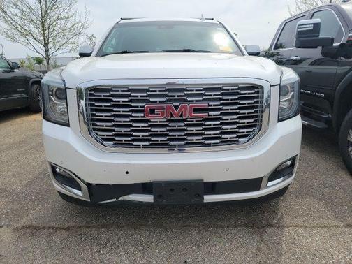 White Frost 2018 GMC Yukon XL Denali