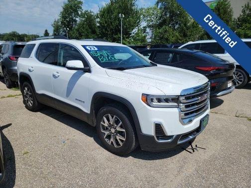 Summit White 2023 GMC Acadia SLE
