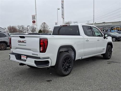 2025 GMC Sierra 1500 Elevation
