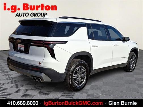 2025 Chevrolet Traverse LT