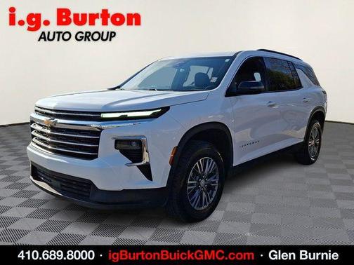 2025 Chevrolet Traverse LT