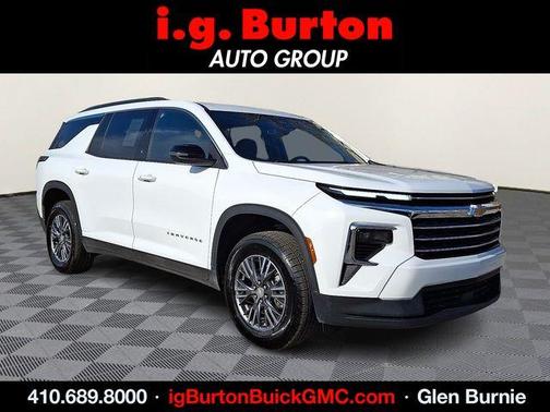 2025 Chevrolet Traverse LT