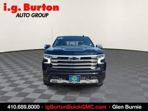 Black 2024 Chevrolet Silverado 1500 High Country