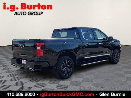 Black 2024 Chevrolet Silverado 1500 High Country