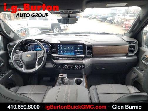 Black 2024 Chevrolet Silverado 1500 High Country