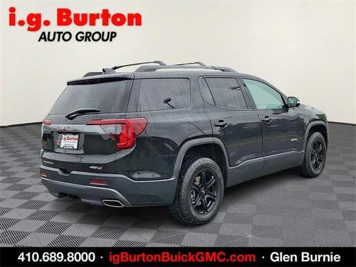 2022 GMC Acadia AT4
