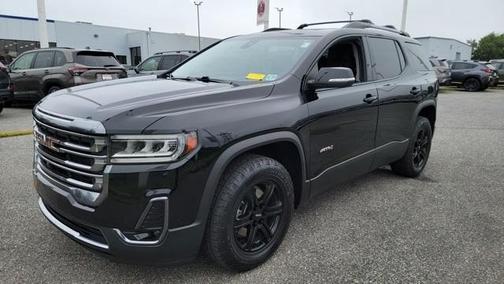 2022 GMC Acadia AT4