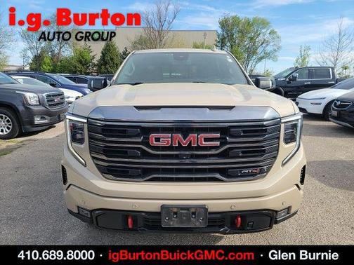 2023 GMC Sierra 1500 AT4