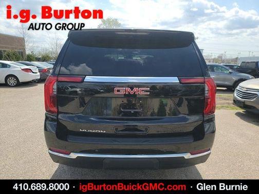 2025 GMC Yukon Elevation