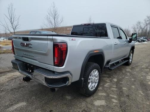 2022 GMC Sierra 2500 SLT