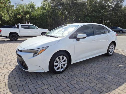 2025 Toyota Corolla Hybrid SE