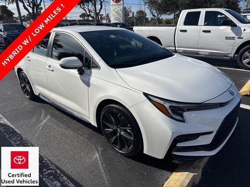 2025 Toyota Corolla Hybrid SE