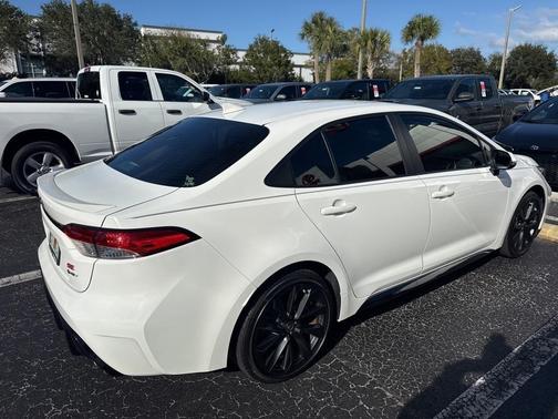 2025 Toyota Corolla Hybrid SE