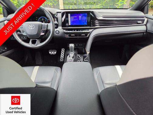 Underground 2025 Toyota Camry SE