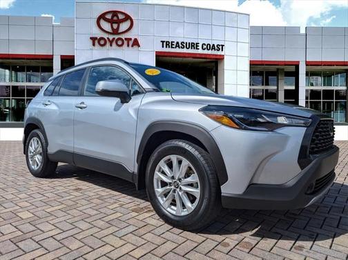2023 Toyota Corolla Cross LE