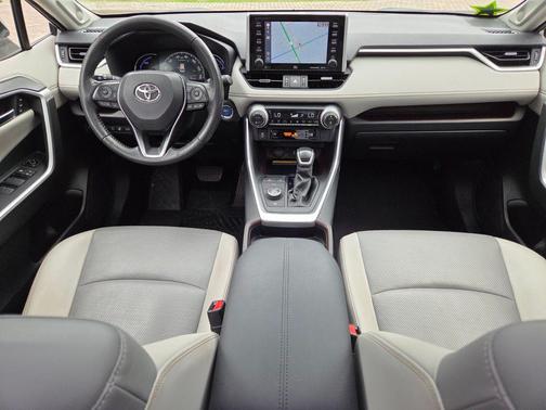 Silver Sky Metallic 2020 Toyota RAV4 Hybrid SE