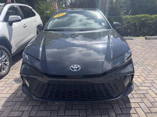 Underground 2025 Toyota Camry SE