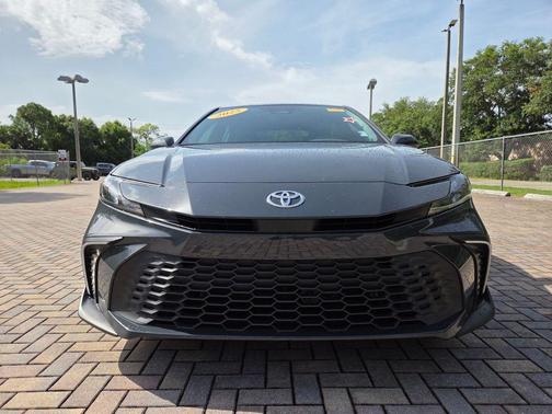 Underground 2025 Toyota Camry SE
