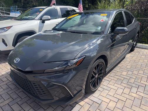 Underground 2025 Toyota Camry SE