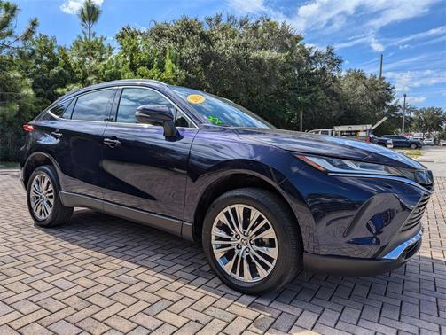 2024 Toyota Venza XLE