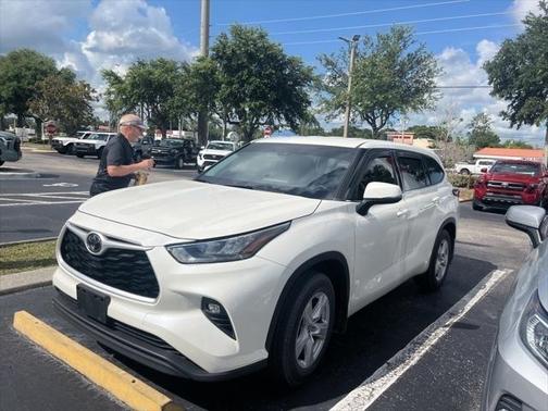 2020 Toyota Highlander L